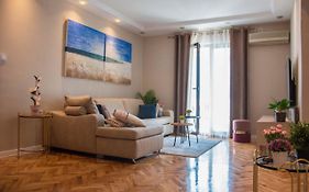 Ana'S Place
